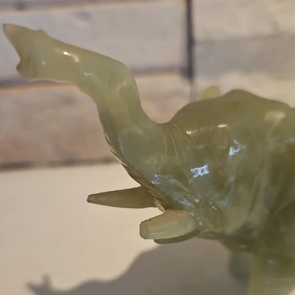Green Elephant Jade Sculpture - Picture 6 of 7